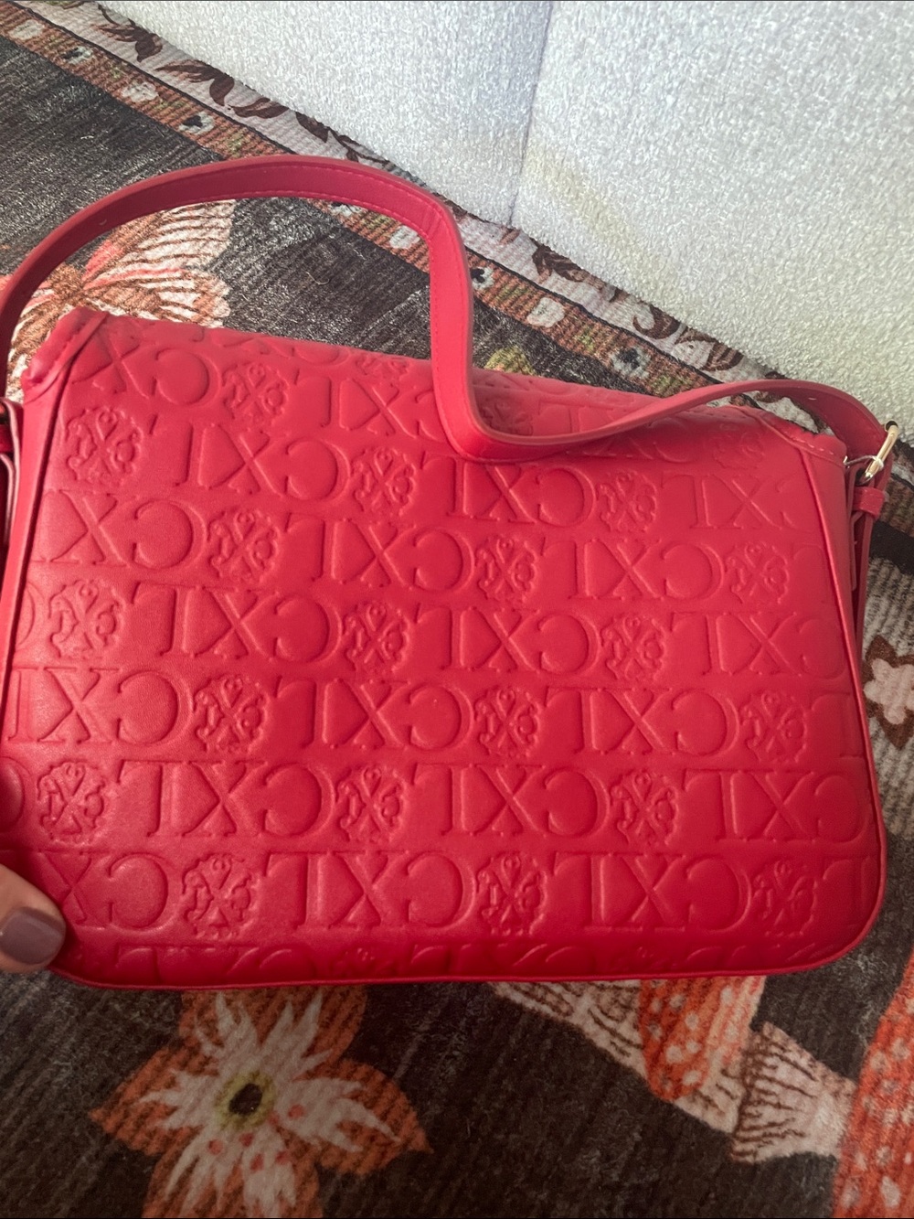 CXL Christian Lacroix Embossed Red Shoulder Bag with Gold Accents Logo - Picture 13 of 14